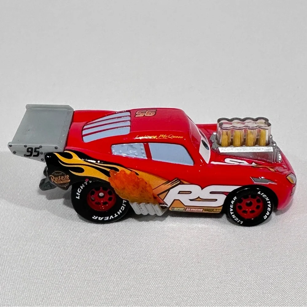 Disney Pixar Cars XRS Drag Racing Rare Lightning McQueen GFV34 Die-cast